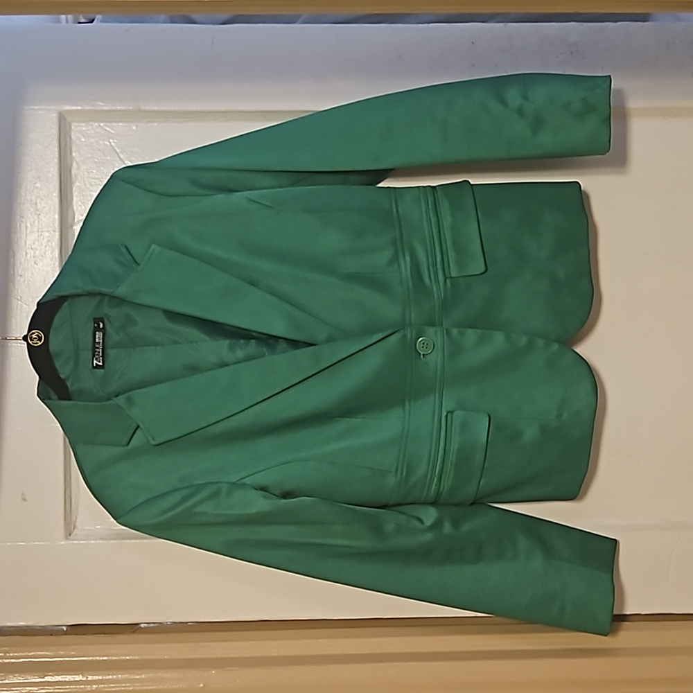 💚 Green Jacket💚 - Picture 2 of 2